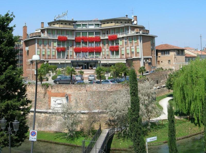 Hotel Carlton Treviso Exterior photo